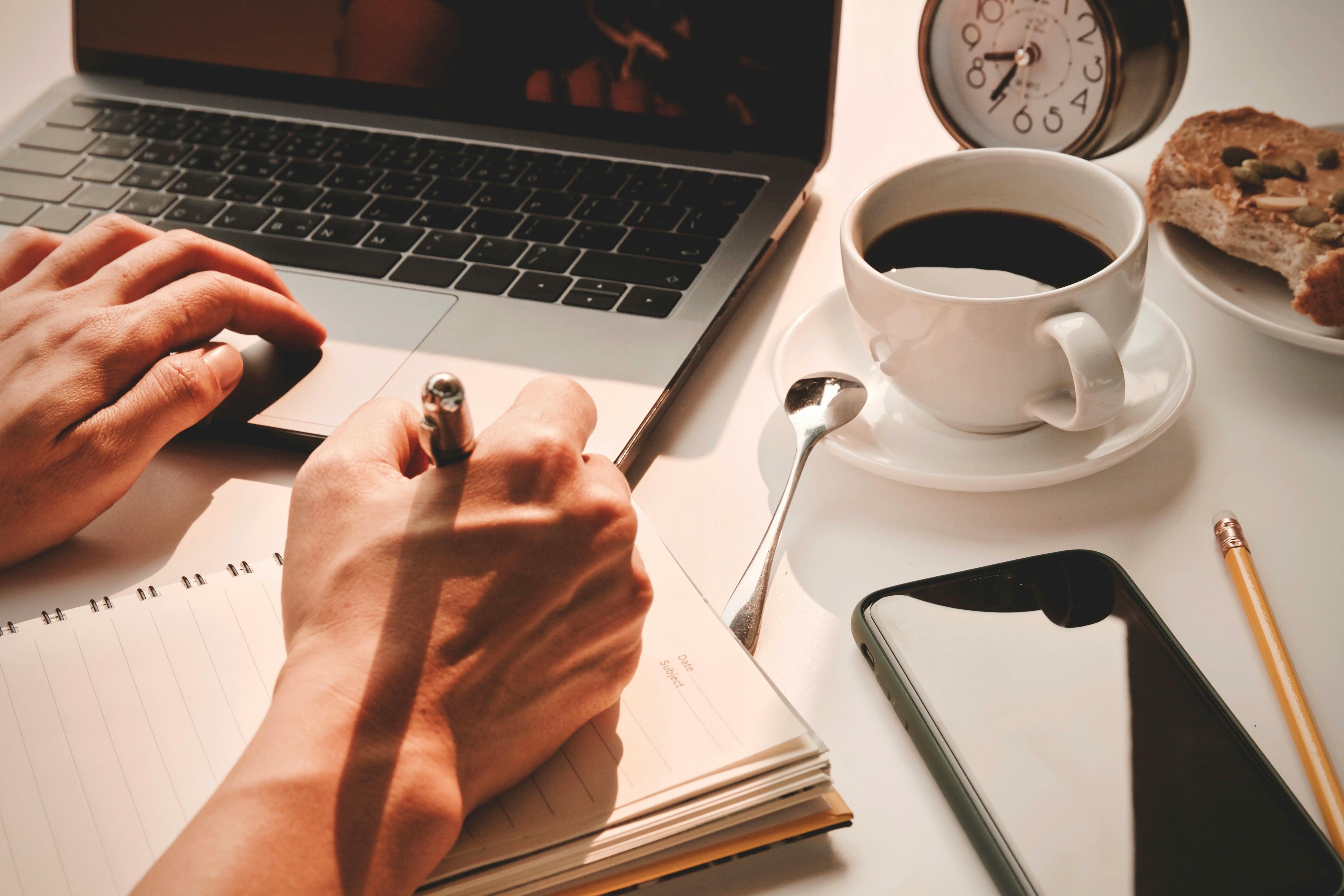 Copywriter helping brand stand out